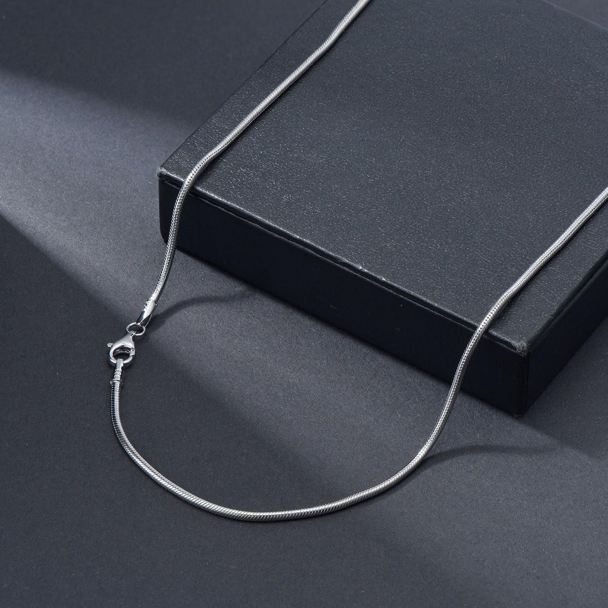 Authentic 925 Sterling Silver Snake Chain For Men And Women Flexible Snake Link Chain Strong Aafe Shiny Fashion Jewelry Gifts 1-3MM, 16-26 Inch