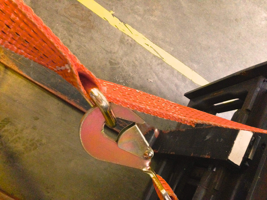 Pallet Puller Bar (with 3.7m Strap). For Forklifts – 74x18 cm Steel Pallet Hook & Polyester Pallet Puller Strap with Steel Hardware – Forklift Pallet Grabber for Pallet Transport