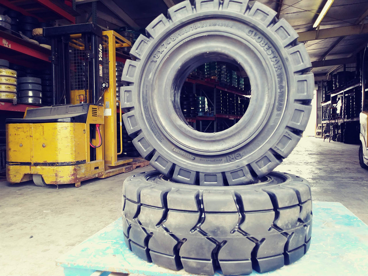 Forklift Black Smooth Pneumatic Quick 18x7x8